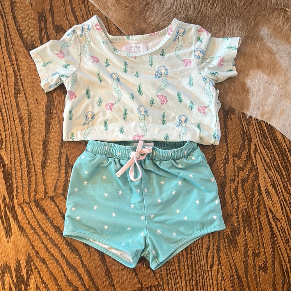 🧜🏼‍♀️SweetHoney PJs - 6y